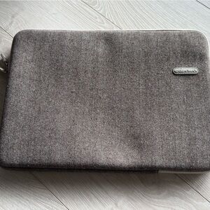 Tweed Laptop Sleeve